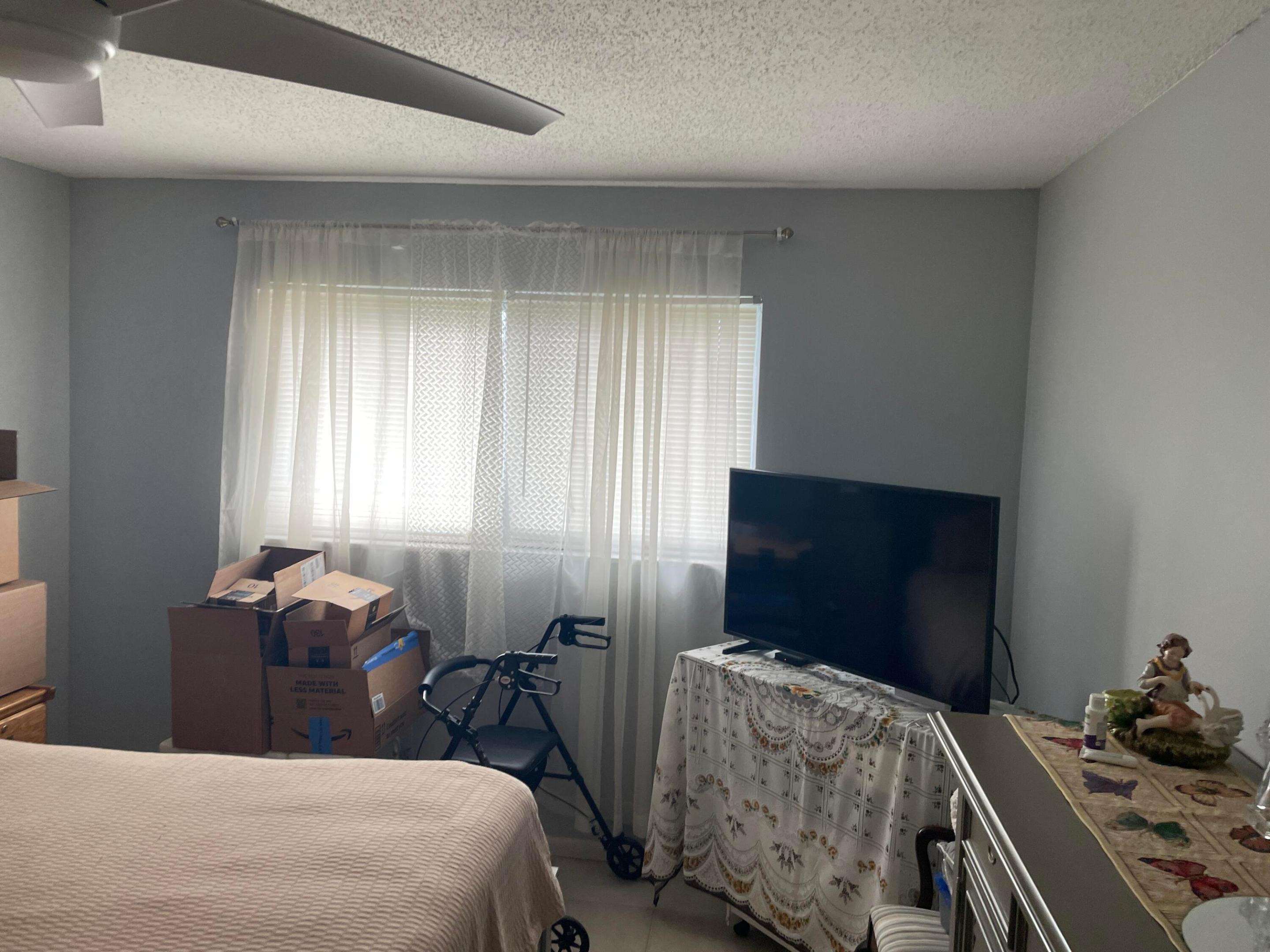 Lori Dr, Palm Springs, FL 33461 #1