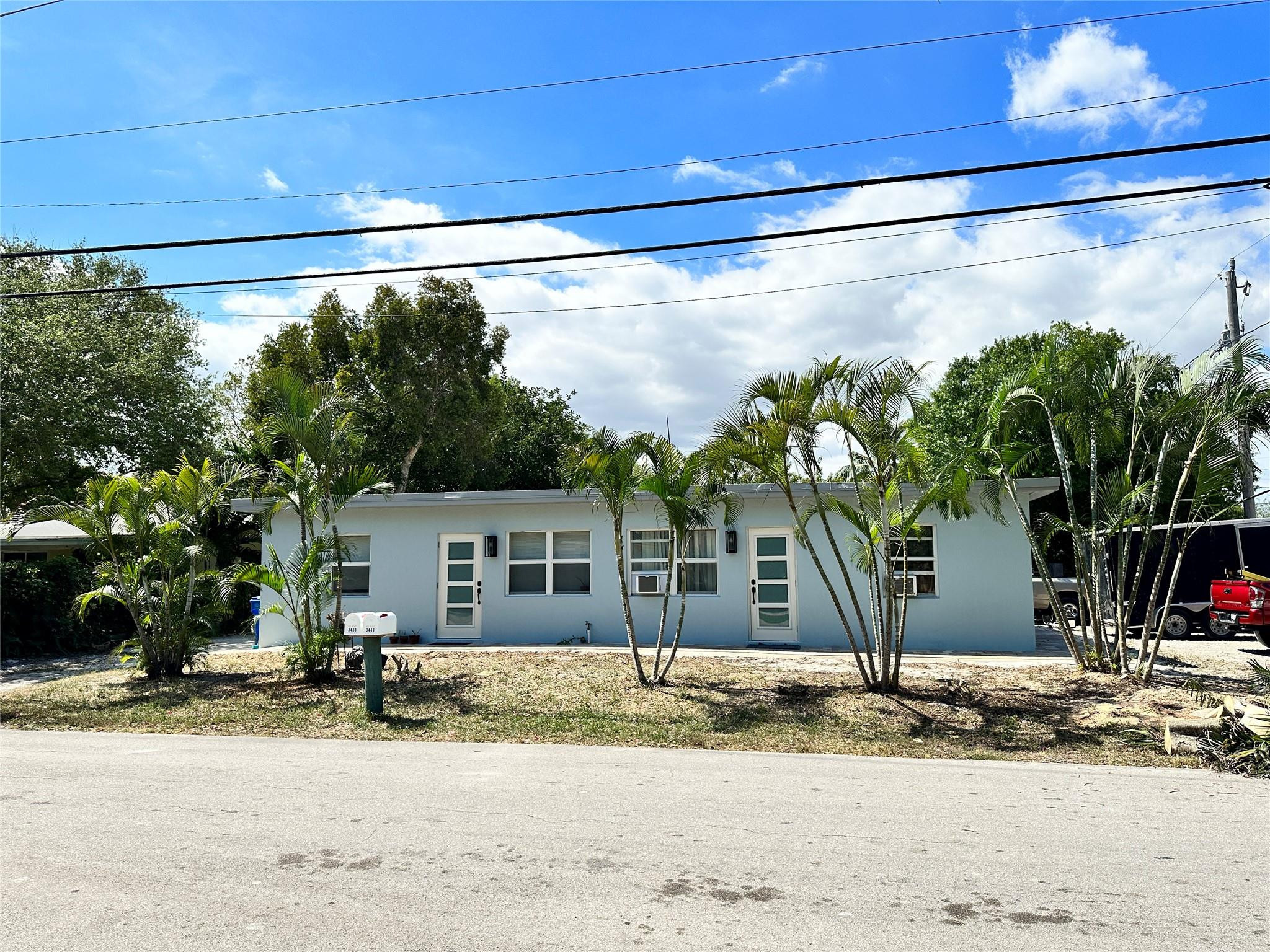13th Ave, Oakland Park, FL 33334