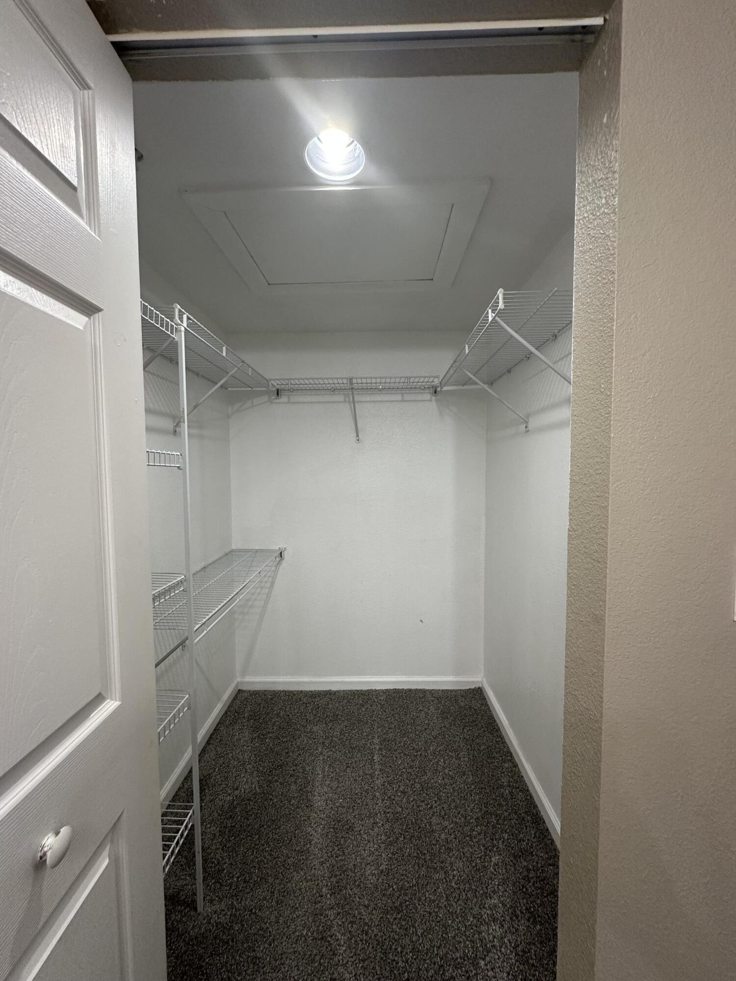 Palm Dr, Port Saint Lucie, FL 34986