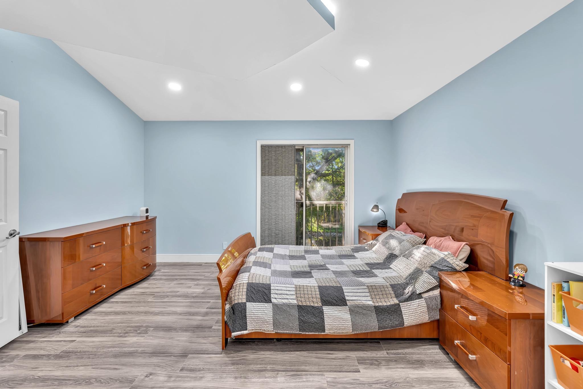 Lakeview Dr, Coral Springs, FL 33071 #1