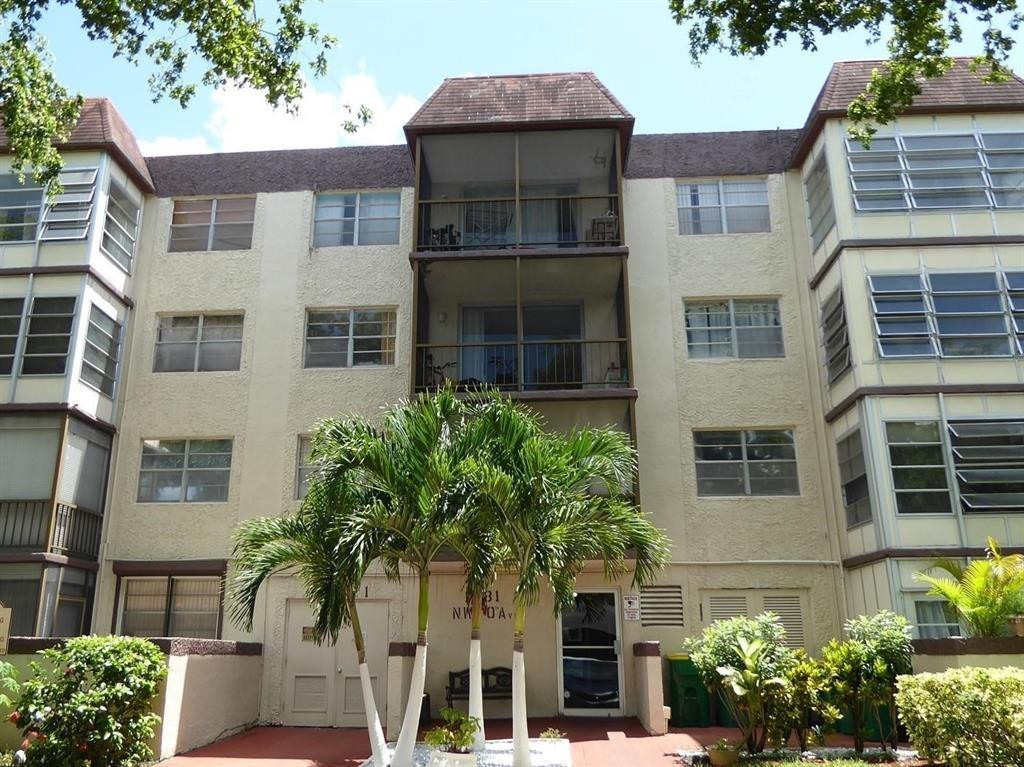 70th Ave, Plantation, FL 33313