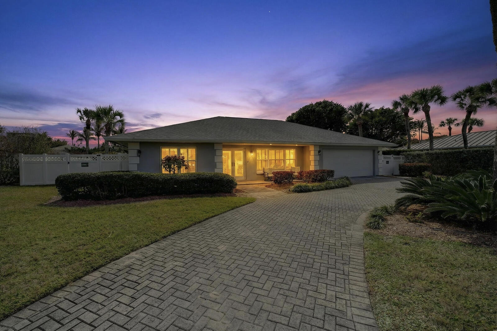 Beacon Ln, Vero Beach, FL 32963