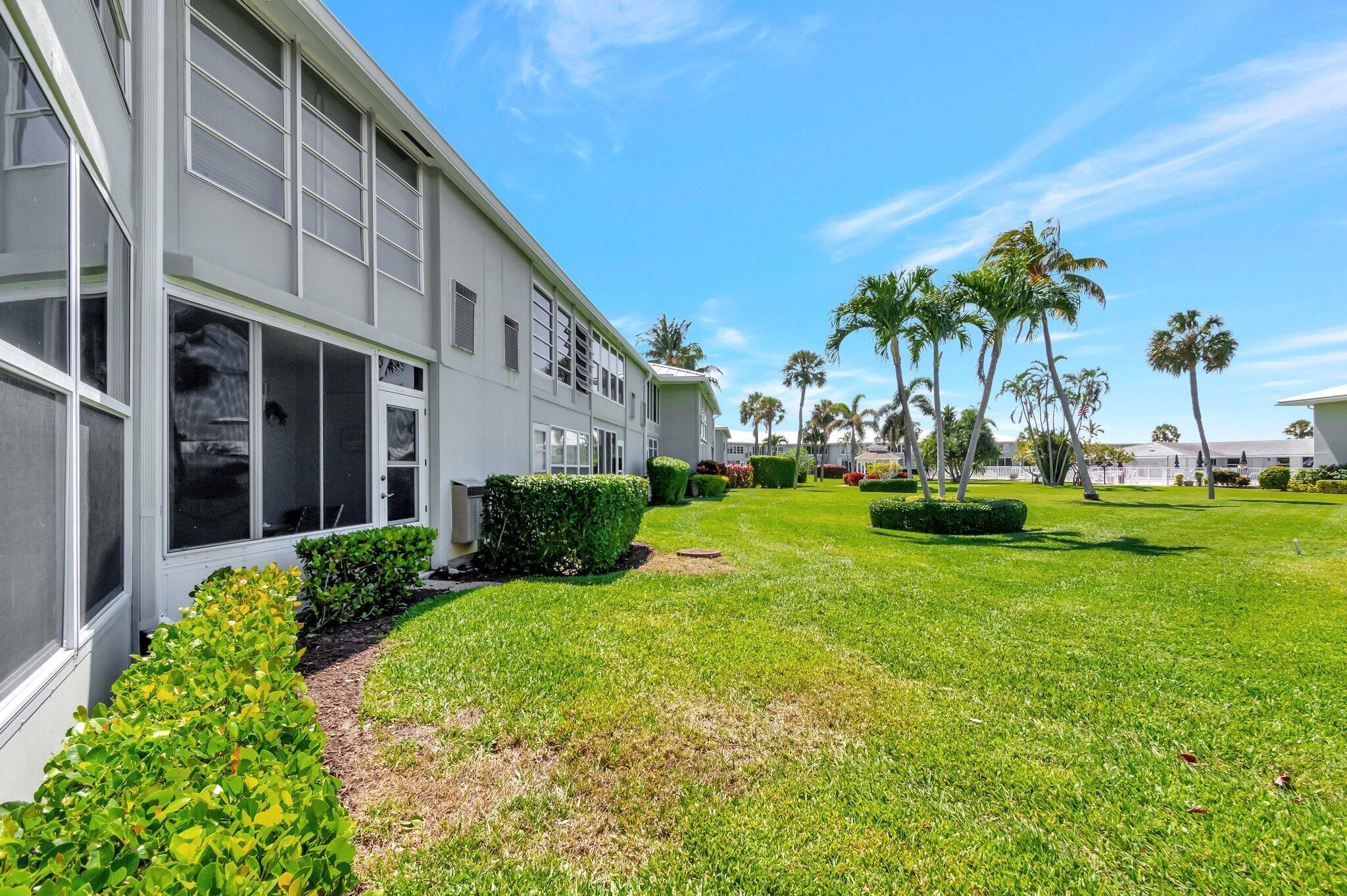 Ocean Blvd, Ocean Ridge, FL 33435