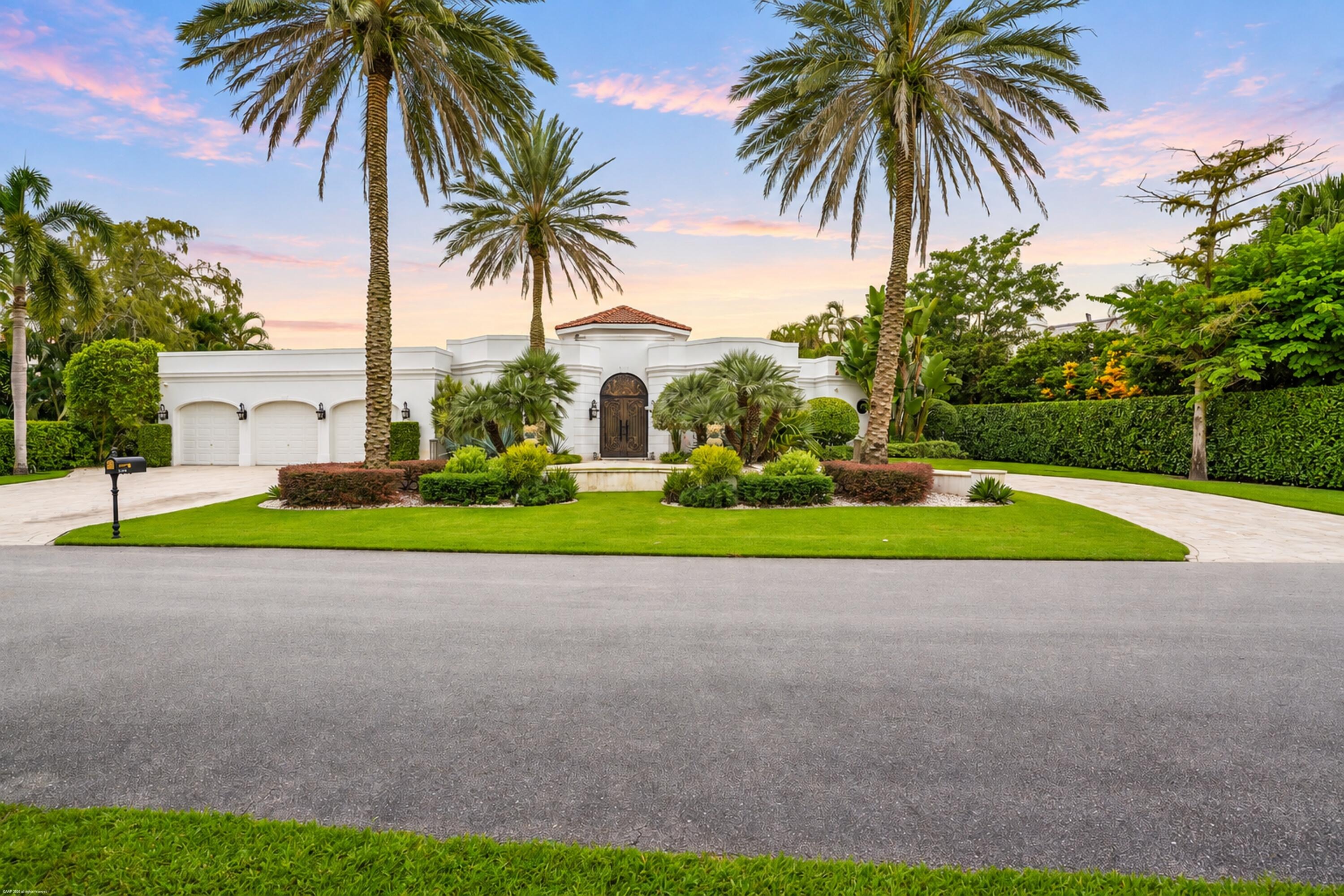 Golf Brook Dr, Wellington, FL 33414