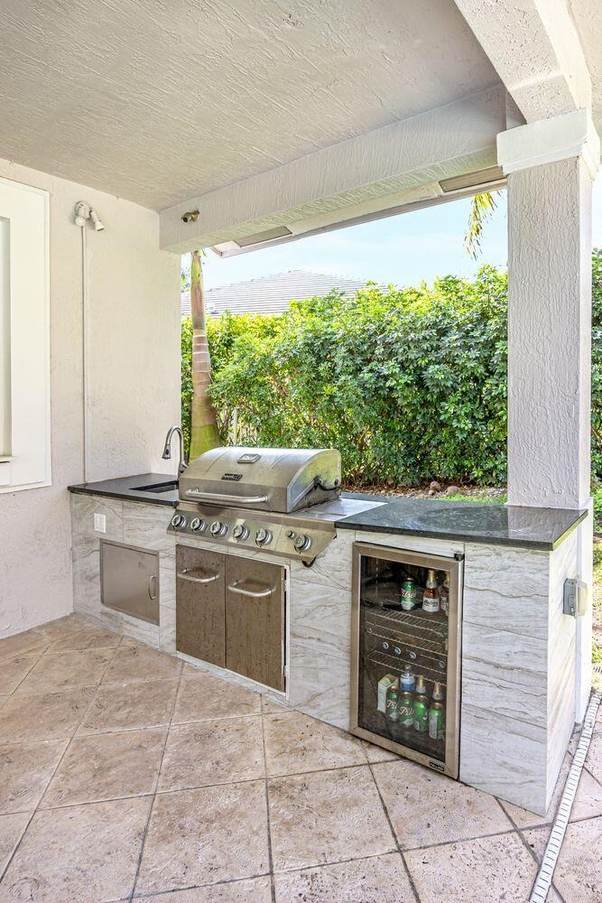 Hidden Trail Ln, Weston, FL 33327 #1