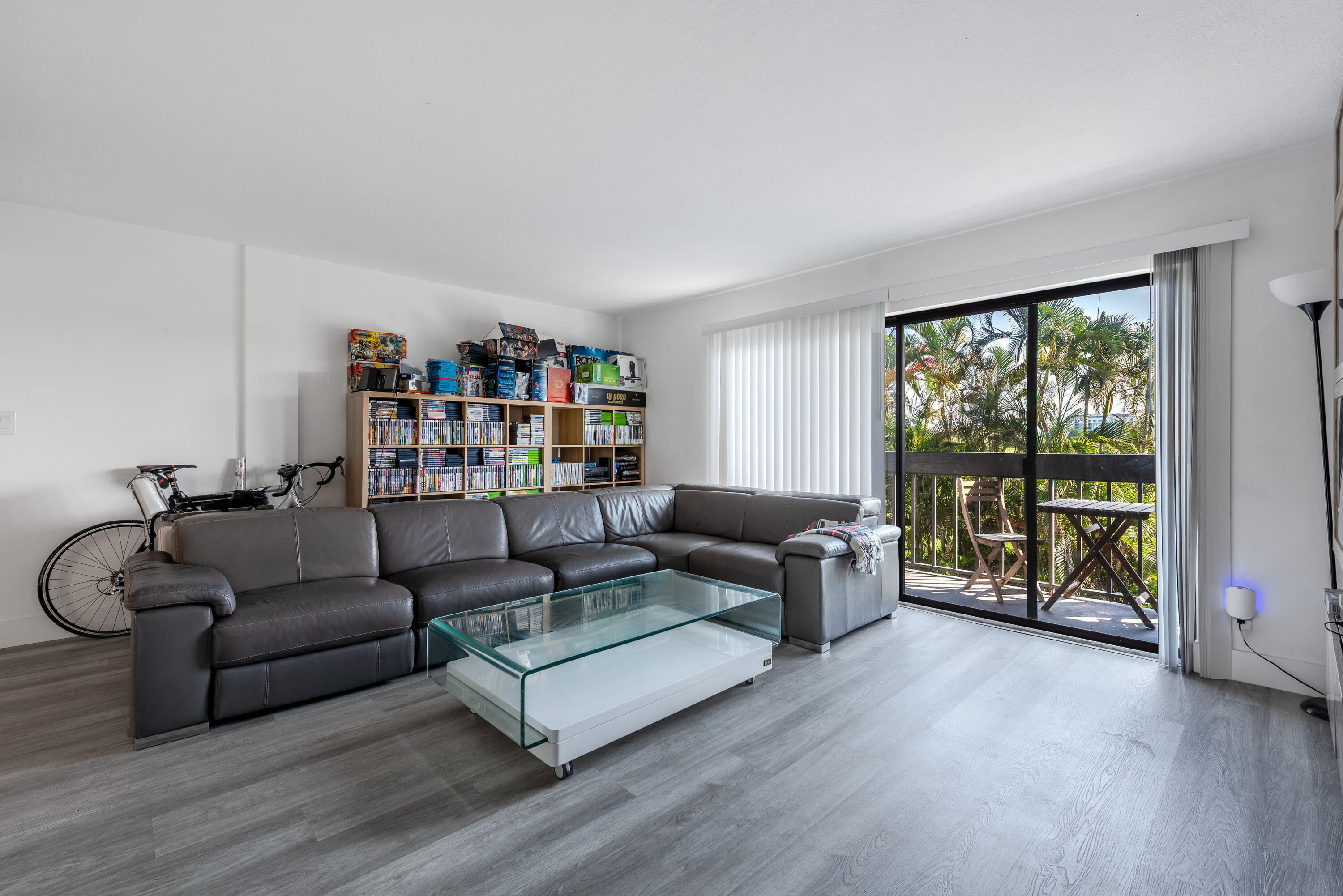 Congress Ave, West Palm Beach, FL 33401