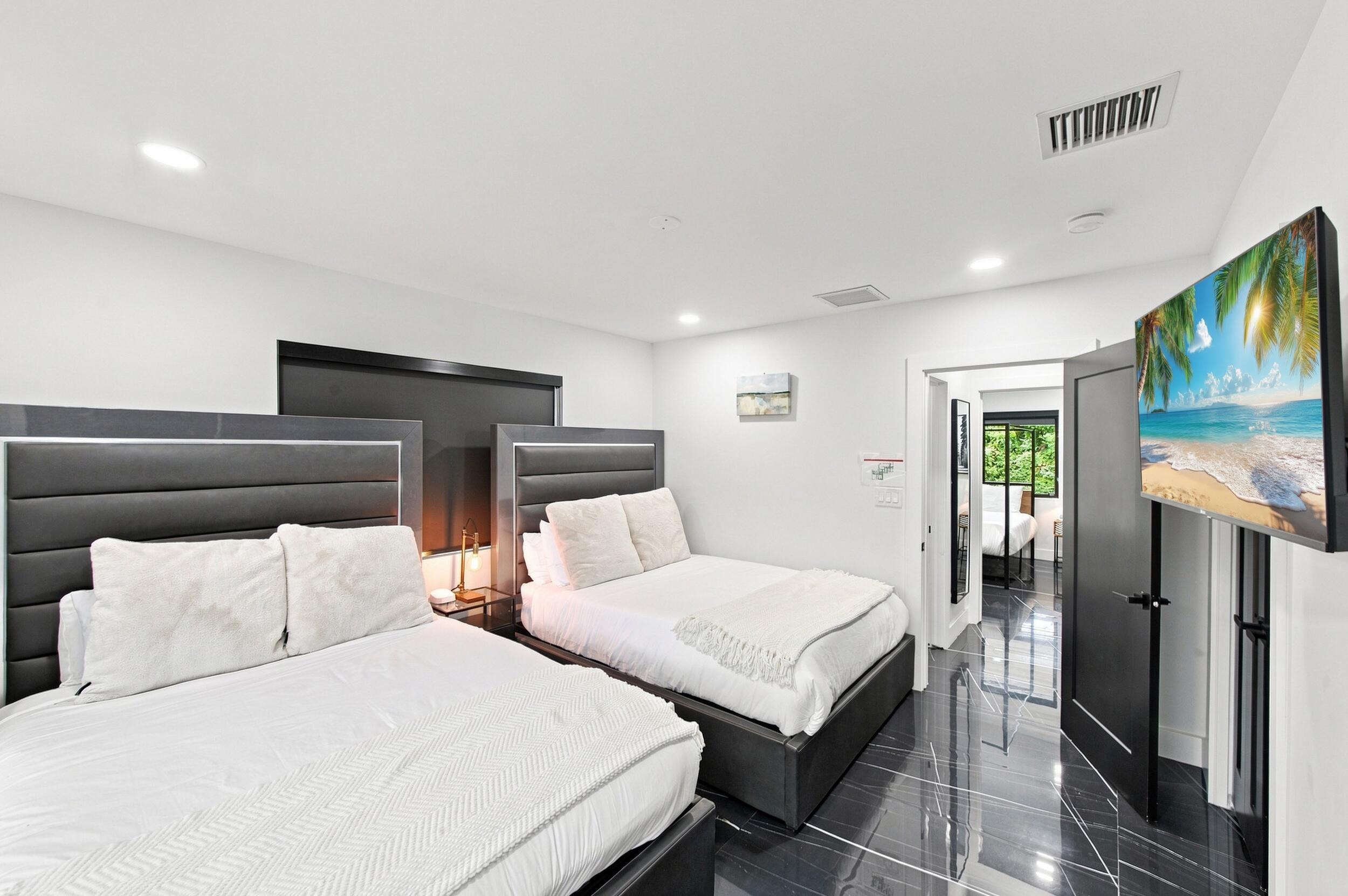 27th Ter, Fort Lauderdale, FL 33305 #1