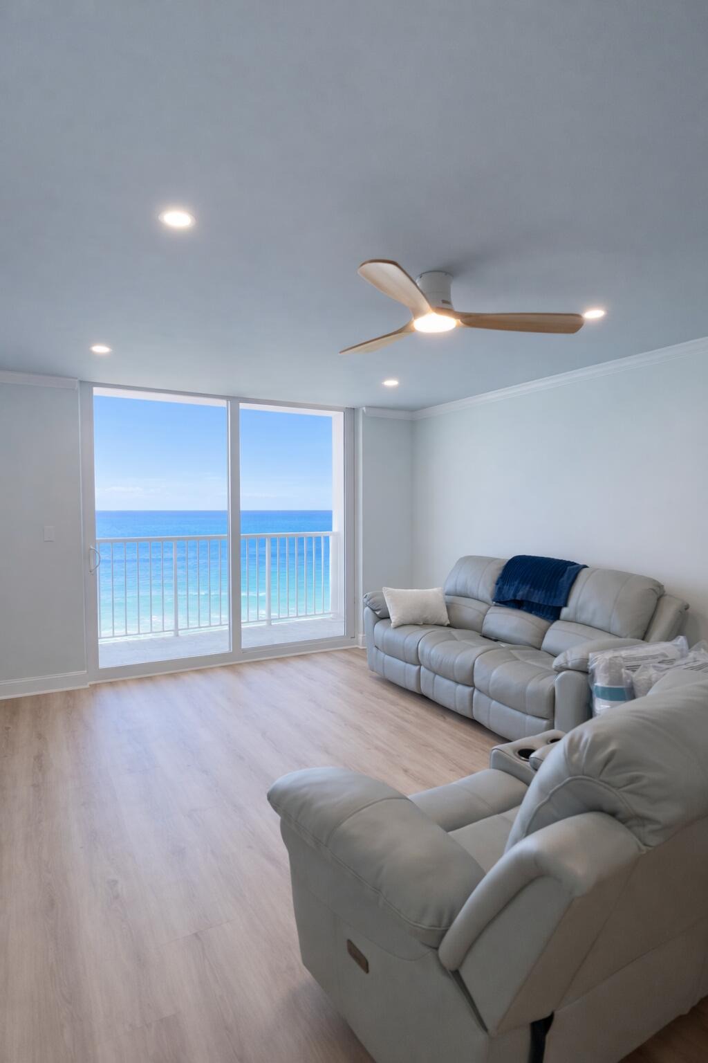 Surf Rd, Hollywood, FL 33019