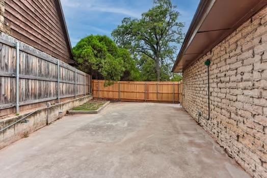 Golden Oaks Rd, Oklahoma City, OK 73127 #1