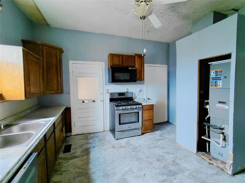 7th St, Kingfisher, OK 73750 #1