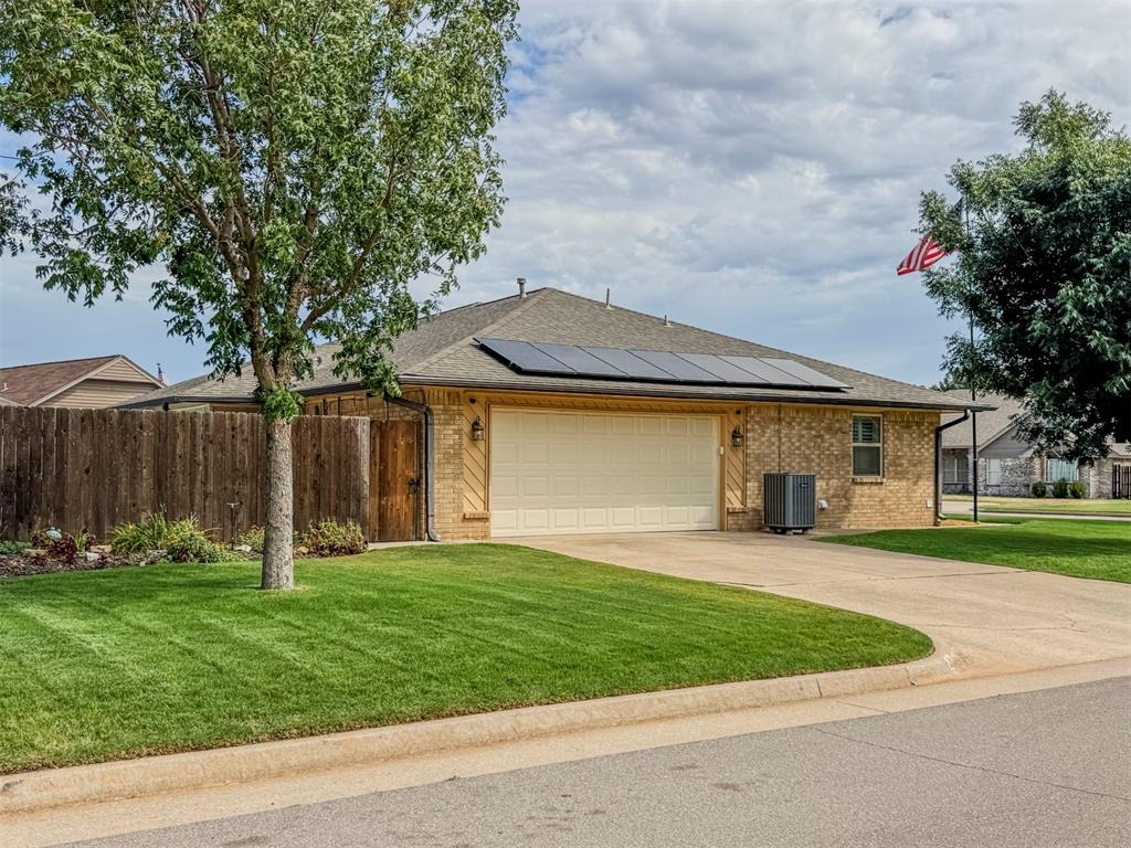 Thompson Ave, Yukon, OK 73099