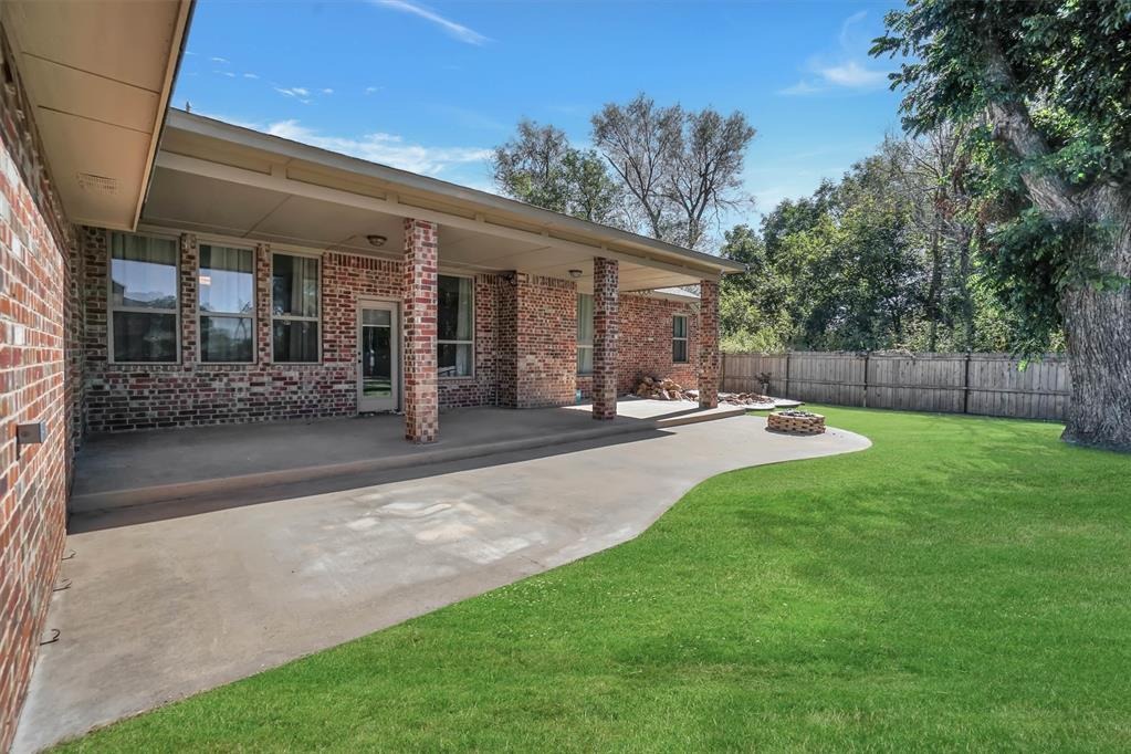 Michigan Ave, Mangum, OK 73554 #1