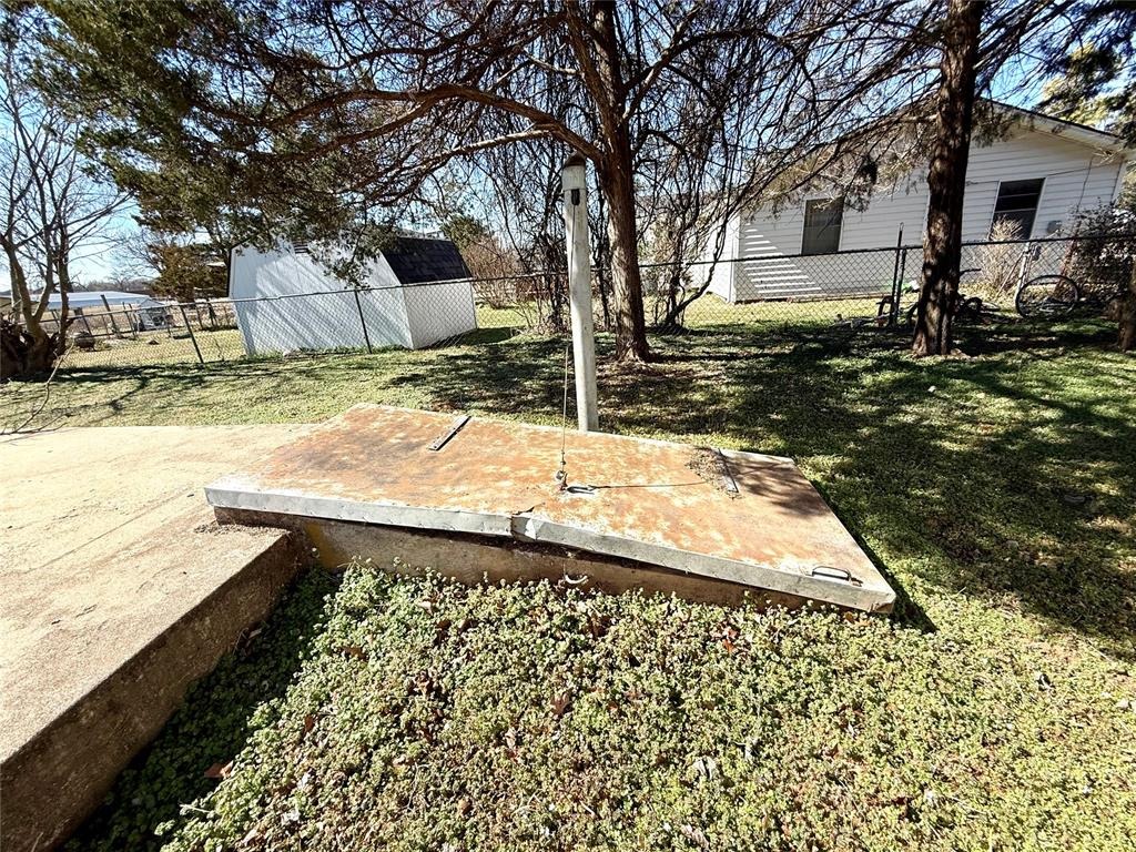 Green St, Meeker, OK 74855