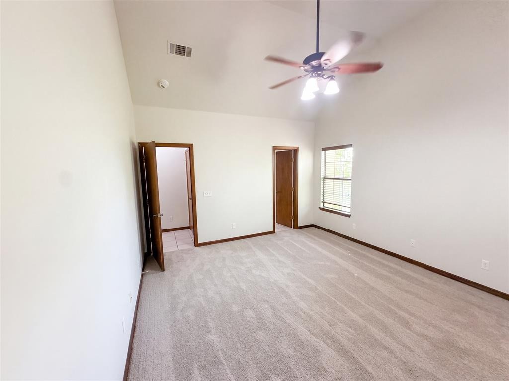 Kelsey Ln, Stillwater, OK 74075
