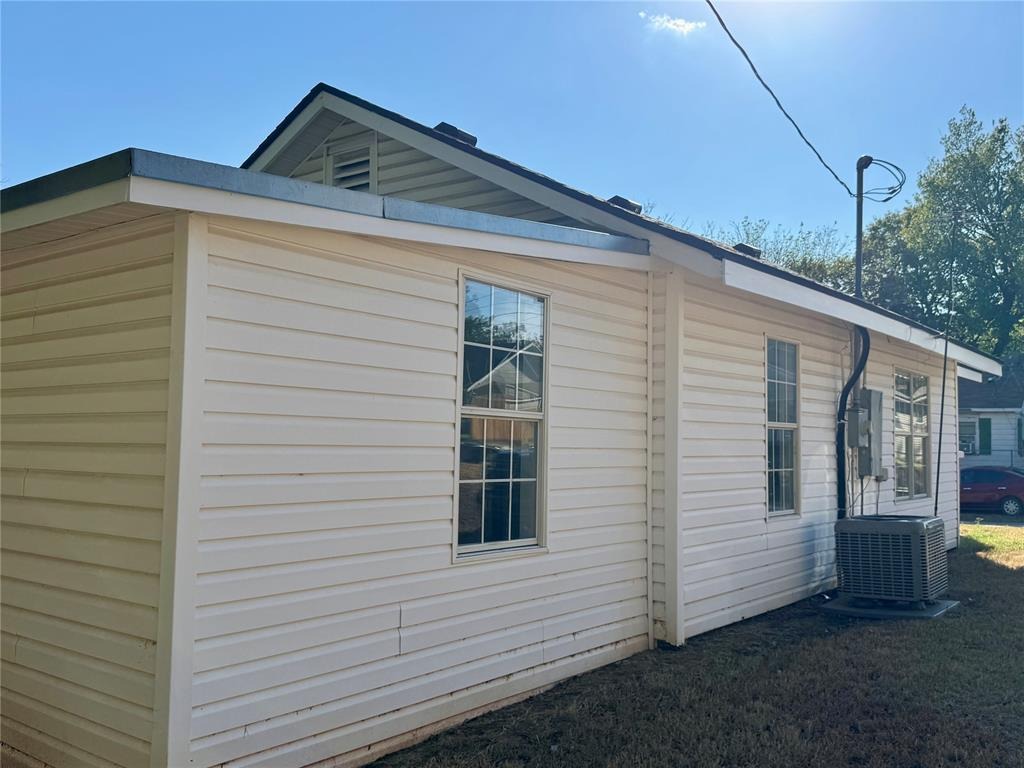 11th St, Chickasha, OK 73018 #1