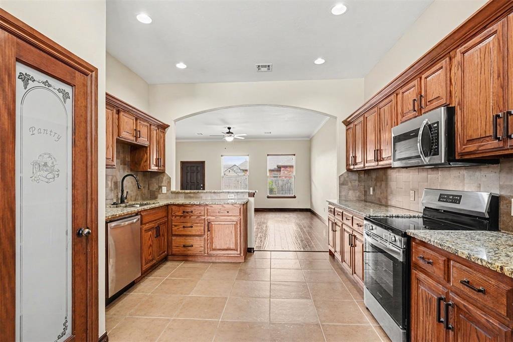 Bentley Dr, Oklahoma City, OK 73169