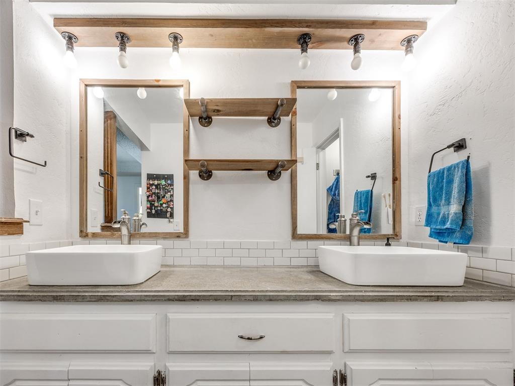 Dulane Cir, Oklahoma City, OK 73132 #1