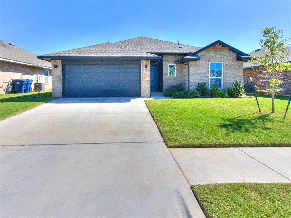 Acacia Creek Dr, Yukon, OK 73099