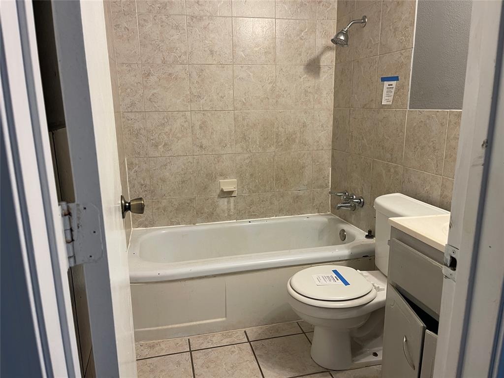 Jasmine Ln, Oklahoma City, OK 73110