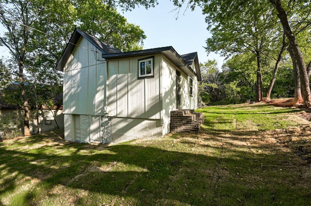 7th St, Chandler, OK 74834