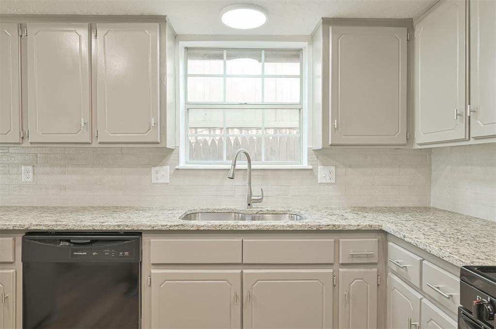 113th St, Oklahoma City, OK 73162