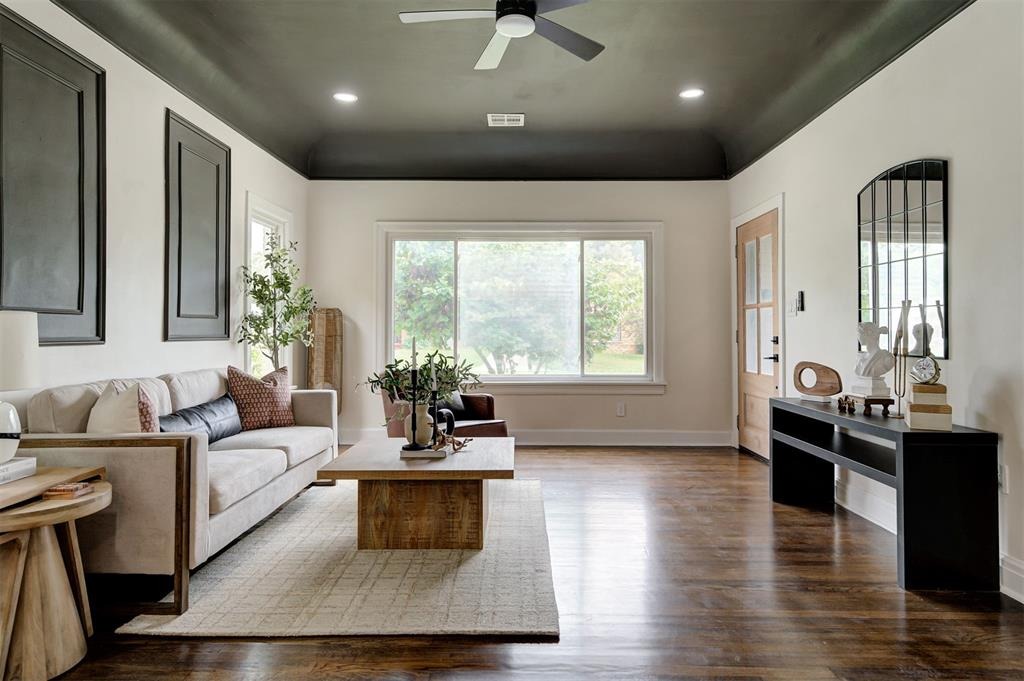 Drexel Blvd, Oklahoma City, OK 73107