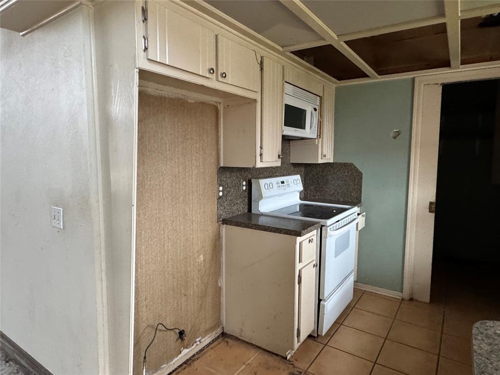 Davis Ave, Oklahoma City, OK 73132 #1