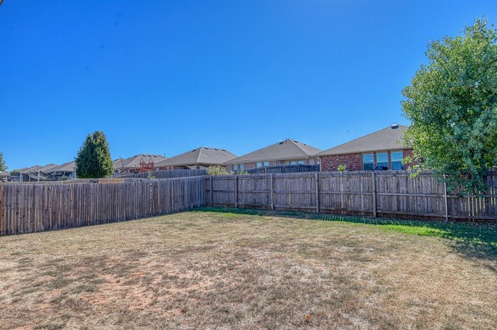 27th St, Oklahoma City, OK 73128