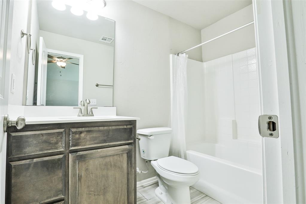 9th St, Yukon, OK 73099 #1