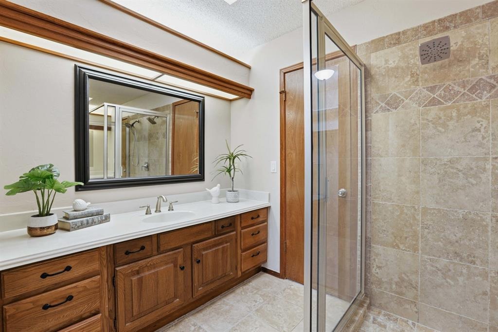 Brookwood Pl, Edmond, OK 73034