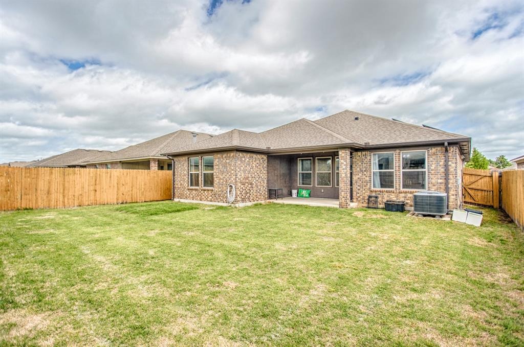 35th St, Yukon, OK 73099 #1
