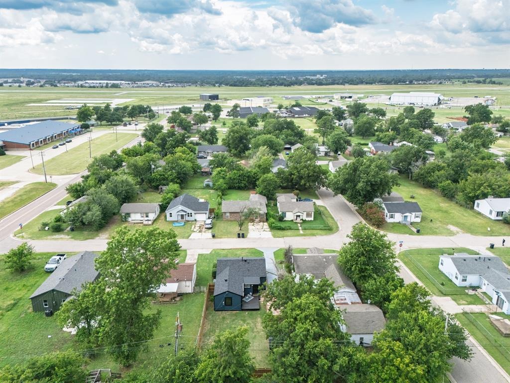 Dorothy Ave, Shawnee, OK 74804