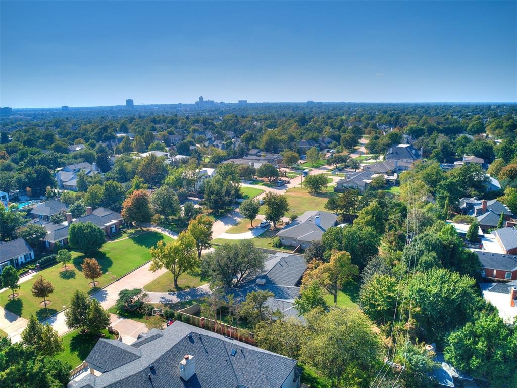 Queenstown Rd, Nichols Hills, OK 73116 #1