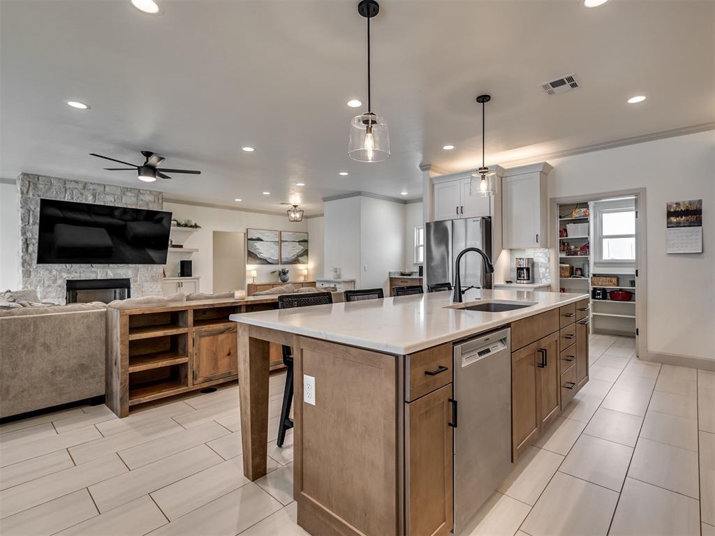 Rockwell Ave, Edmond, OK 73025