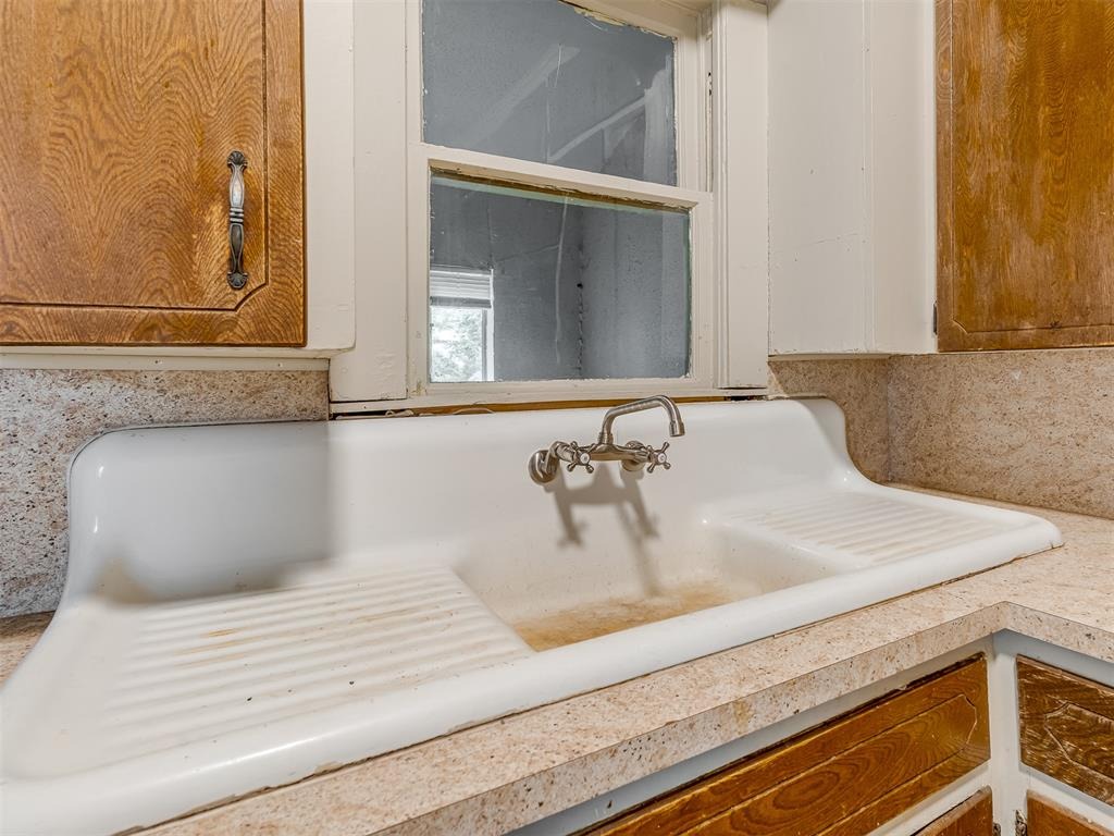 12th St, Oklahoma City, OK 73117