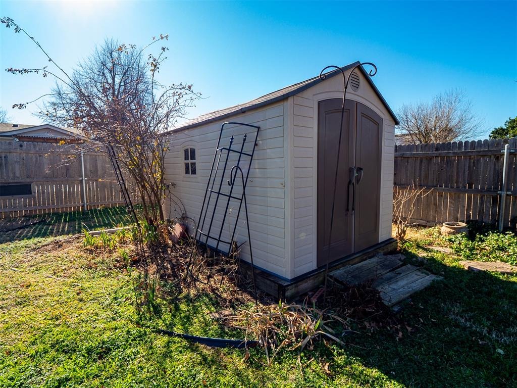 25th St, El Reno, OK 73036