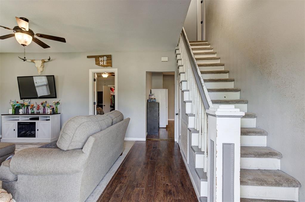 Mansur Ave, Guthrie, OK 73044
