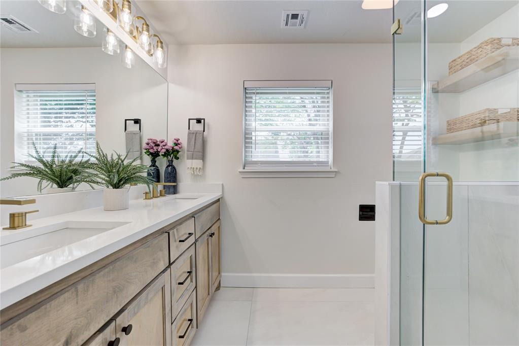 120th St, Oklahoma City, OK 73120