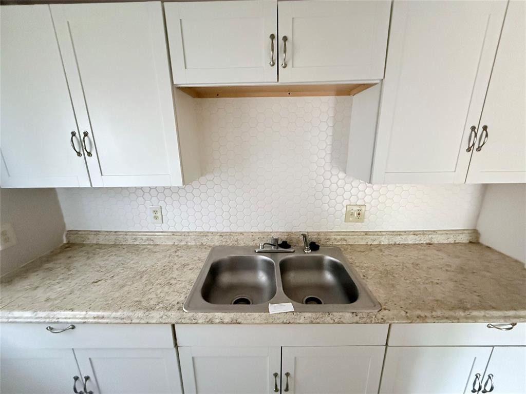 Park Pl, Oklahoma City, OK 73117