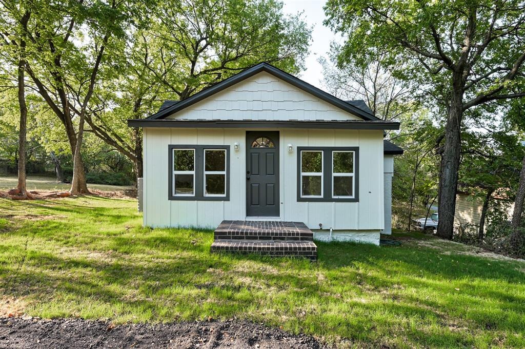 7th St, Chandler, OK 74834 #1