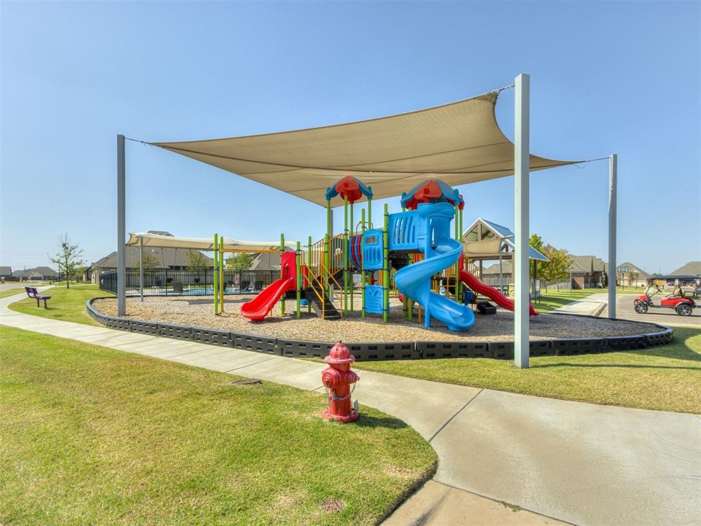 Acoma Dr, Oklahoma City, OK 73160
