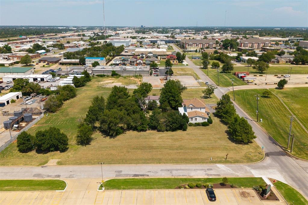 Walnut Ave, Oklahoma City, OK 73105 #1