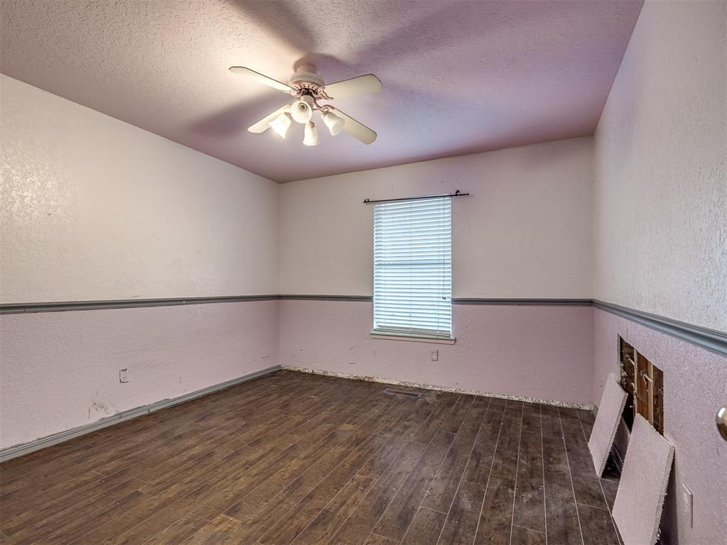 Old English Rd, Edmond, OK 73003