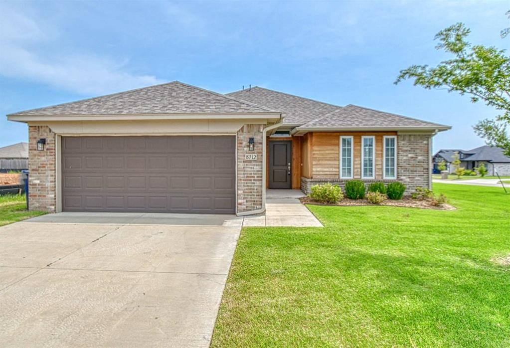 Thera Dr, Oklahoma City, OK 73135