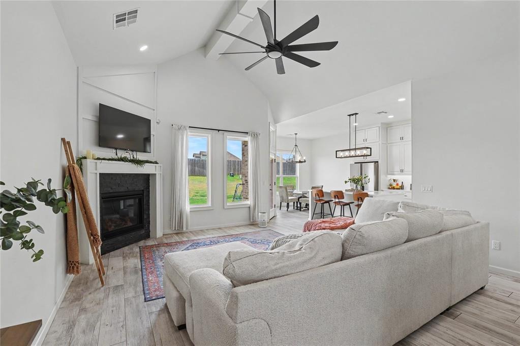 Capri Ln, Edmond, OK 73013 #1