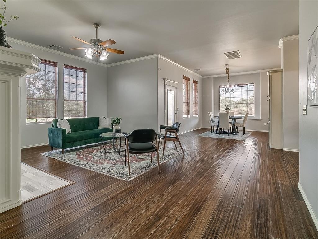 Park Ave, Newcastle, OK 73065