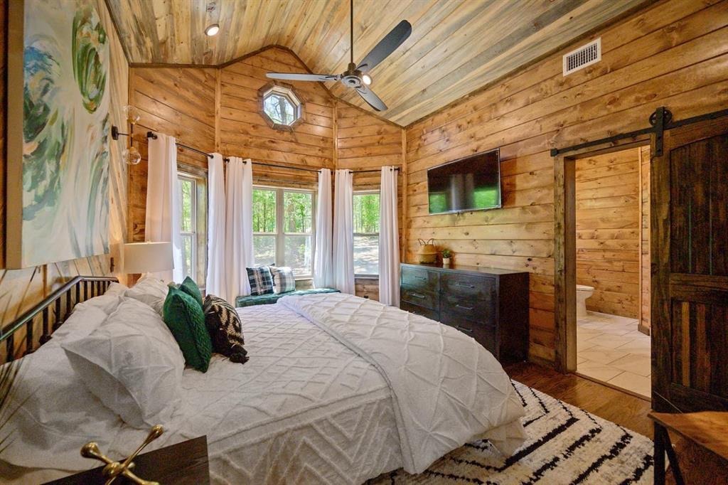 King Pine Ln, Broken Bow, OK 74728