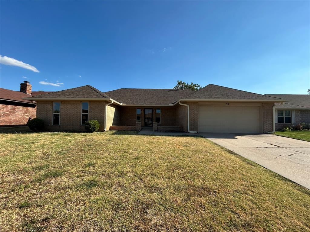 Corona Dr, Oklahoma City, OK 73149