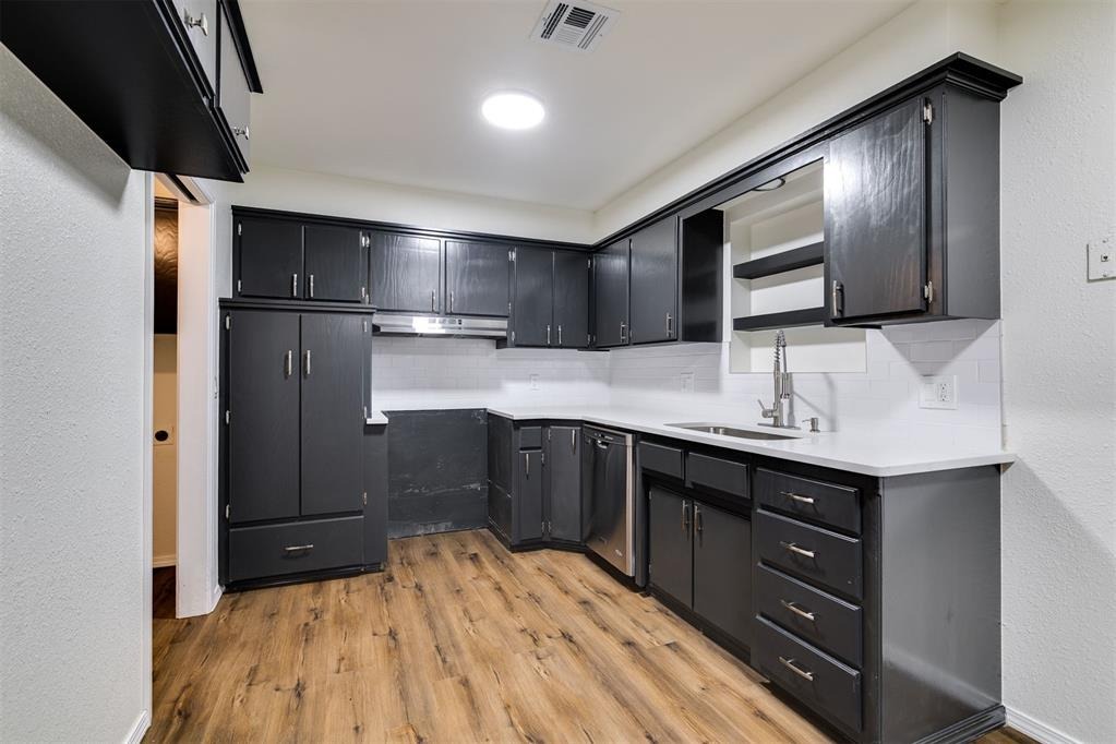 Angela Cir, Del City, OK 73115 #1