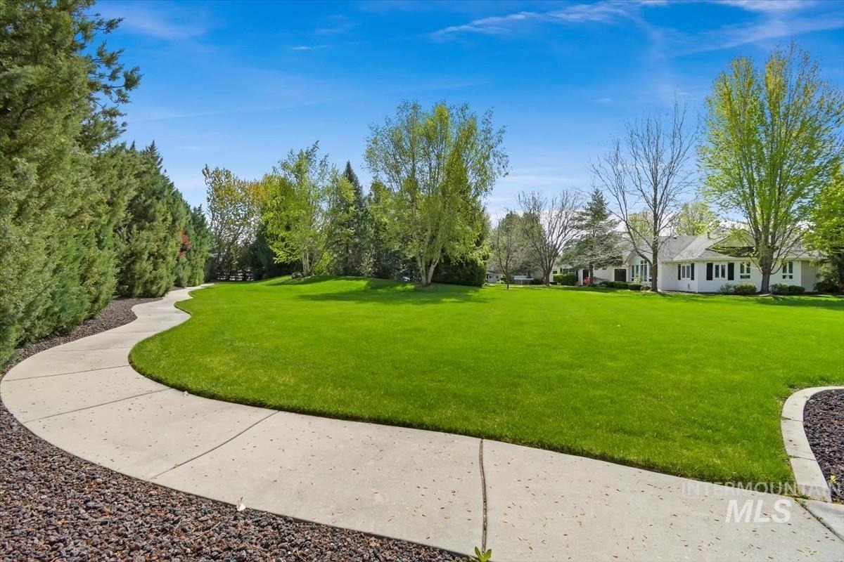 Champagne Ct, Eagle, ID 83616 #1